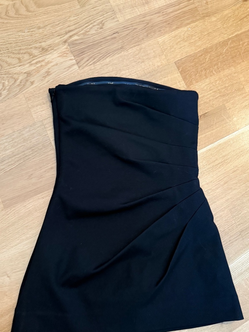 Banana Republic Strapless Top | Black Pleated Side-Zip Bandeau | Going-Out | XXS - Picture 3 of 3
